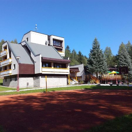 Hotel Ceska Farma Dolni Dvur 외부 사진