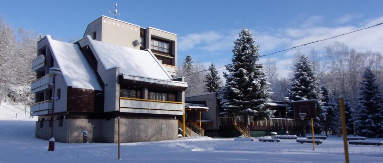 Hotel Ceska Farma Dolni Dvur 외부 사진