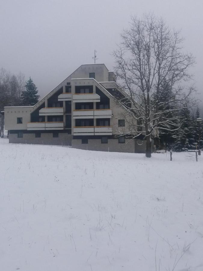 Hotel Ceska Farma Dolni Dvur 외부 사진