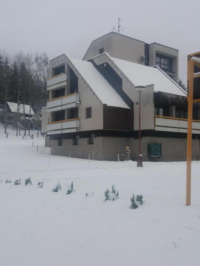 Hotel Ceska Farma Dolni Dvur 외부 사진